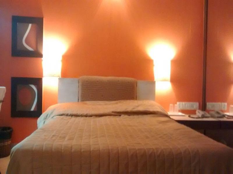 The Belair Retreat Hotel Bangalore Esterno foto
